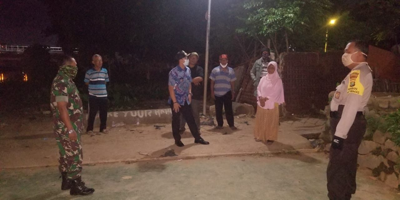 Antisipasi Penyebaran Covid-19 Bhabinkamtibmas dan Unsur 3 Pilar Kel. Panunggangan  Pantau Wilayah