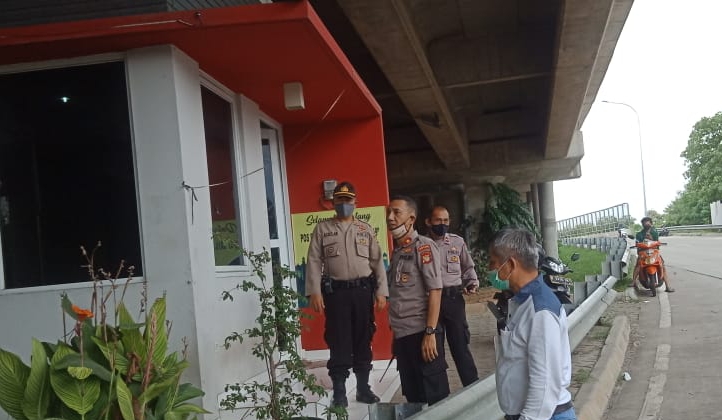 Kapolsek Cipondoh KOMPOL JIMMY M SIMANJUNTAK, S.IK  Kontrol Kesiapan Pos PAM Operasi Ketupat Jaya 1441 H