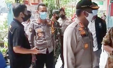 Kunker Kapolres Metro Tangerang Kota Tinjau Kegiatan Bantuan Sosial Dari Pemprov Banten di Cipondoh