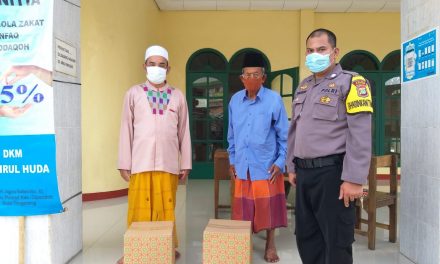 Pendistribusian Bantuan dari BIK Mabes Polri kepada Ustadz dan Marbot Masjid Poris Plawad