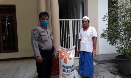 Bantuan Sosial Berupa Beras dari Kapolres Metro Tangerang Kota Kepada Beberapa Ponpes Di Kec. Cipondoh