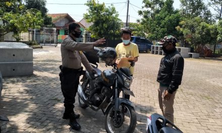 Binmas Polsek Neglasari Sambangi Ketua RT Berikan Edukasi Protokol Kesehatan