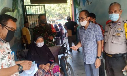 Pendistribusian Bansos Se-kecamatan Cipondoh Gelombang 2 Bagi Warga Yang Tidak Hadir Pada Tahap I