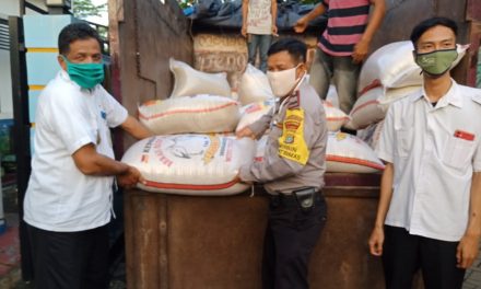 Bantuan Sosial dari Dinas Sosial Kota Tangerang Bagi Warga Terdampak Covid-19 di Kel. Kenanga Cipondoh