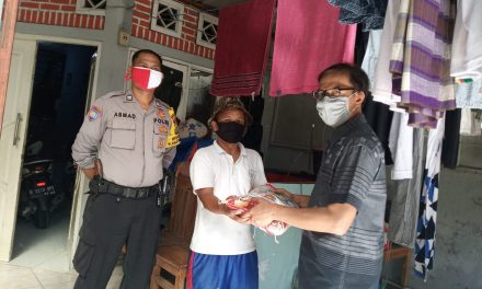 Baksos Sambut HUT BHAYANGKARA Ke-74 Menuju Tatanan Hidup Baru oleh Polsek Cipondoh di Kel. Pinang