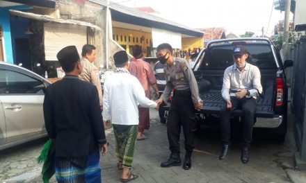 Unit Patroli R 2 Samapta Polsek Cipondoh Melaksanakan Patroli Dialogis Kepada Toga di Kel. Sudimara Pinang