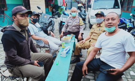 Jaga Kamtibmas Tetap Kondusif Bhabinkamtibmas Polsek Cipondoh Kel. Cipondoh Sambangi Tokoh Masyarakat