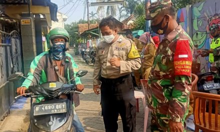 Polsek Cipondoh Gelar Operasi Aman Bersama Penegakan disiplin PSBB  Dalam Masa NEW NORMAL di Kel. Sudimara Pinang