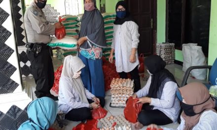 Bhabinkamtibmas Polsek Cipondoh Dan 3 Pilar Kel. Kenanga Monitoring Pembagian BSP Dari BNI  Kota Tangerang