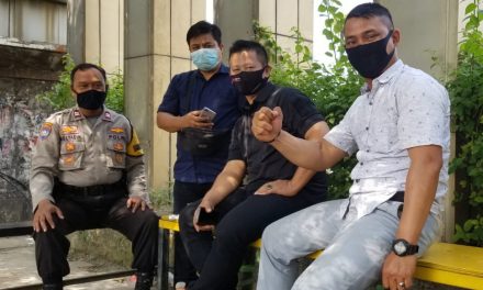 Bhabinkamtibmas Polsek Cipondoh Kel. Panunggangan Melaksanakan BINTIBMAS Kepada Warga Rt.04/02 Panunggangan