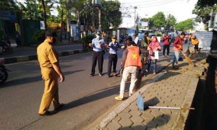 KEGIATAN  3 (TIGA) PILAR  MELAKSANAKAN OPERASI AMAN BERSAMA  DALAM RANGKA  PEMUTUSAN MATA RANTAI  COVID-19 DAN PENEGAKAN PROTOKOL KESEHATAN