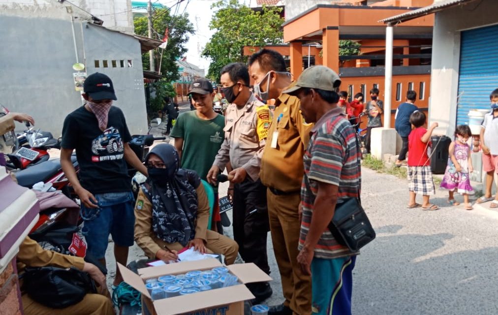 Bhabinkamtibmas Polsek Cipondoh Dan 3 Pilar Kel. Kenanga Gelar Operasi Aman Covid-19 Penegakan Disiplin Dalam AKB