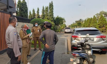 Bhabinkamtibmas Polsek Cipondoh Dan 3 Pilar Kel. Poris Plawad Indah Gelar Operasi Aman Covid-19 Penegakan Disiplin Dalam AKB