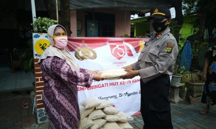 Polsek Batu Ceper adakan baksos berikan paket sembako kepada warga dalam rangka Hut Kemerdekaan RI yang ke 75 dan dalam rangka peduli kepada masyarakat yang terkena dampak musibah Covid-19