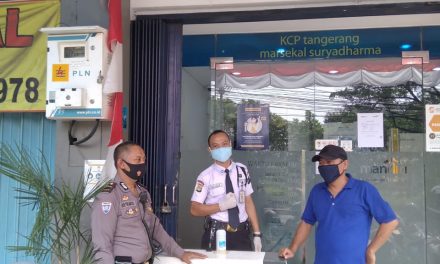 Sambangi Perbankan, Binmas Polsek Neglasari Himbau Karyawan Terapkan 3M