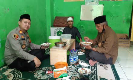 Sambang Tokoh Agama, Kapolsek Cipondoh Kunjungi Ketua Majelis Asa Fiyah