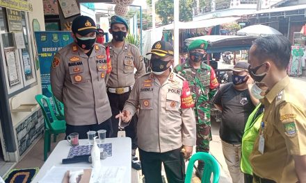 Kunker Kapolres Metro Tangerang Kota Ke Pasar Kunciran Indah Dan Mapolsek Cipondoh, Cek Kesiapan Operasi Yustisi Mobile Dan Penegakan Disiplin Prokes