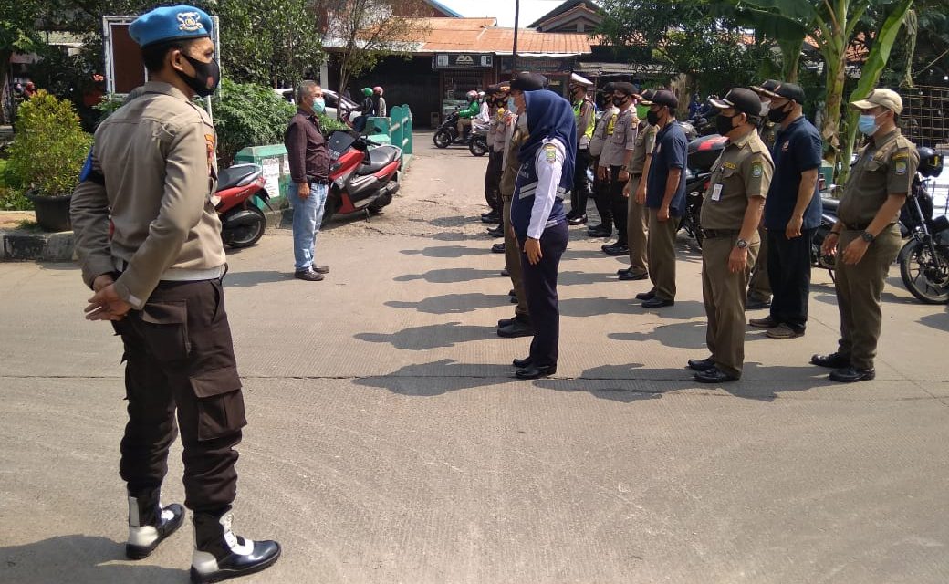 Tiga Pilar Kec. Cipondoh Gelar Operasi Yustisi Dan Penegakan Disiplin Prokes Di Jalan Irigasi Sipon