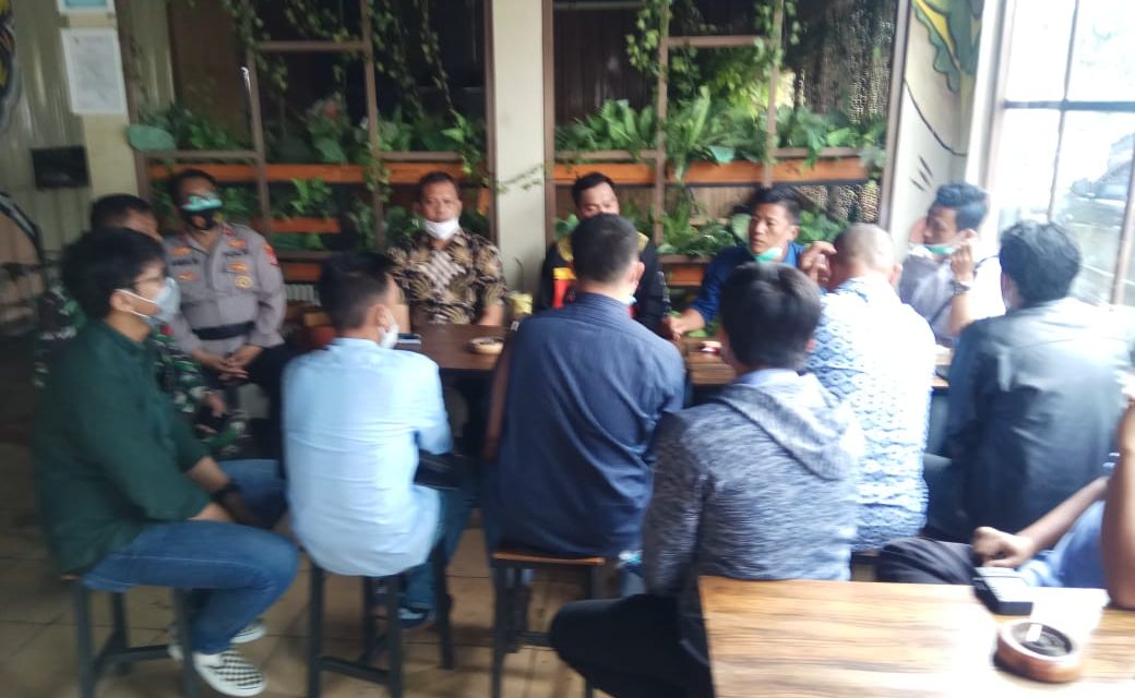 Manajemen Gudang Rokok Esse KT&G Perum Banjar Wijaya Dengan Ormas PP Cipete Sepakat Kerjakan Warga Setempat