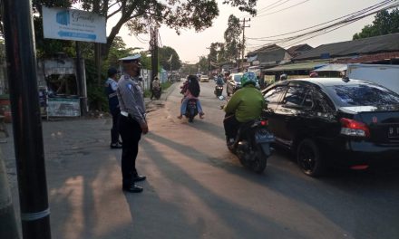 Beri Rasa Nyaman di Bulan Ramadhan, Polsek Cipondoh Gelar Operasi Cipta Kondisi Sasaran Motor Knalpot Bising dan Balapan Liar