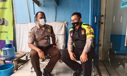 Door To Door Sytem Bhabinkamtibmas Sambangi Pos Security