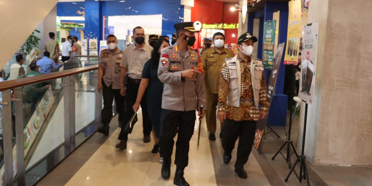 Pengecekan Tempat Pusat Perbelanjaan Tangcity Mall Oleh Kapolres Metro Tangerang Kota Berserta Walikota Tangerang Dan Forkopimda Kota Tangerang