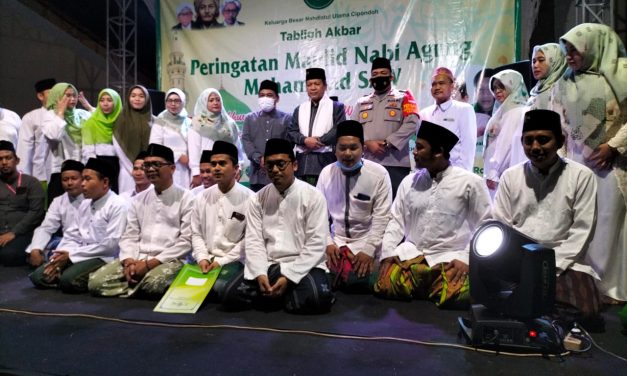 Kapolsek Cipondoh dan Camat Cipondoh Hadiri Tabligh Akbar Peringatan Maulid Nabi oleh Lazisnu Kec. Cipondoh