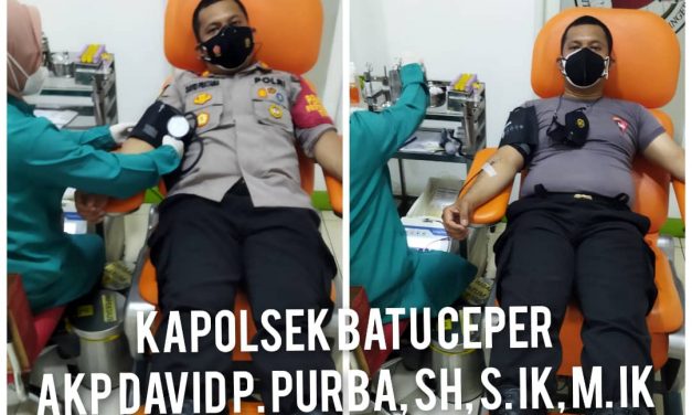 Jelang Hari Natal Dan Tahun Baru Kapolsek Batu Ceper Akp David P. Purba, SH, S. IK, M. IK beserta anggotanya melakukan Donor Darah Di PMI Kota Tangerang.